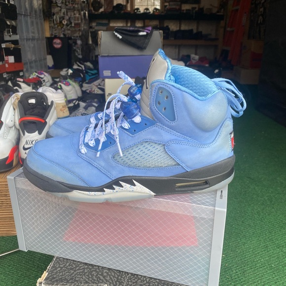 Jordan 5 ‘UNC’ Size 11.5 - Picture 2 of 11